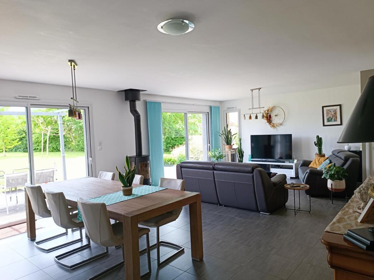 Montbizot B&B Marianne-Jacky Lemans المظهر الخارجي الصورة